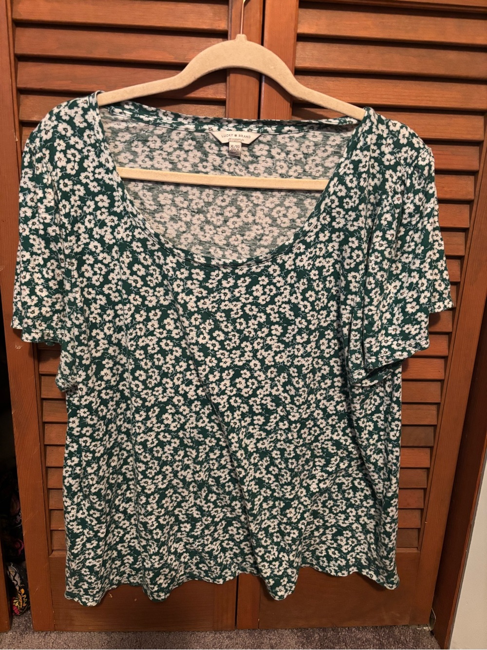 Lucky Brand Forest Green Floral Scoop Neck Tee